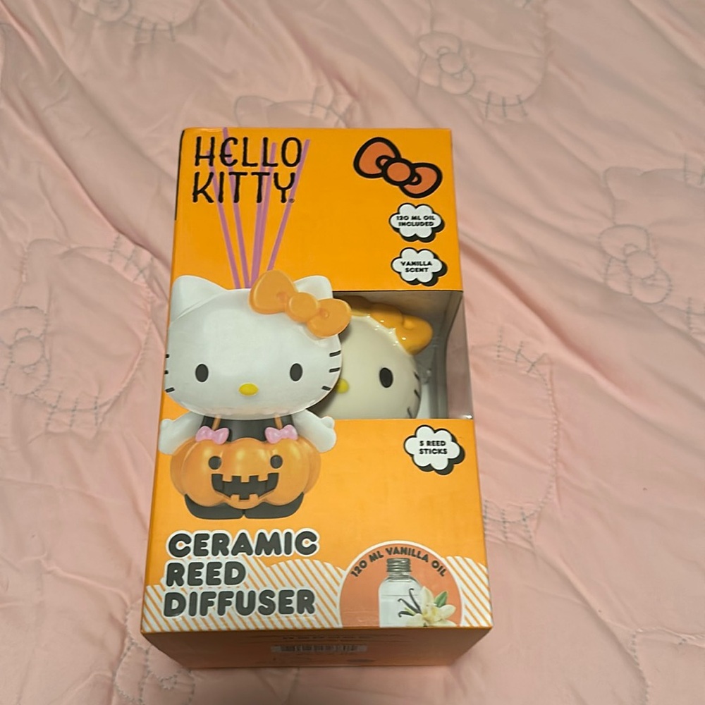 Hello Kitty Halloween diffuser